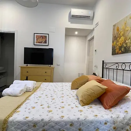 Nanni - Guinigi Hostel